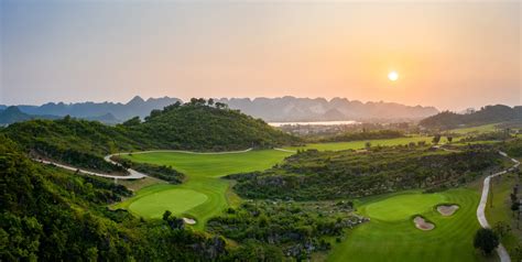 castle royal golf course.